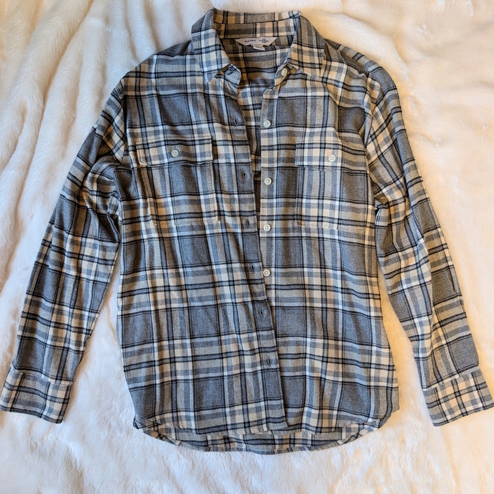 Old Navy Women's Plaid Button-Down Shirt